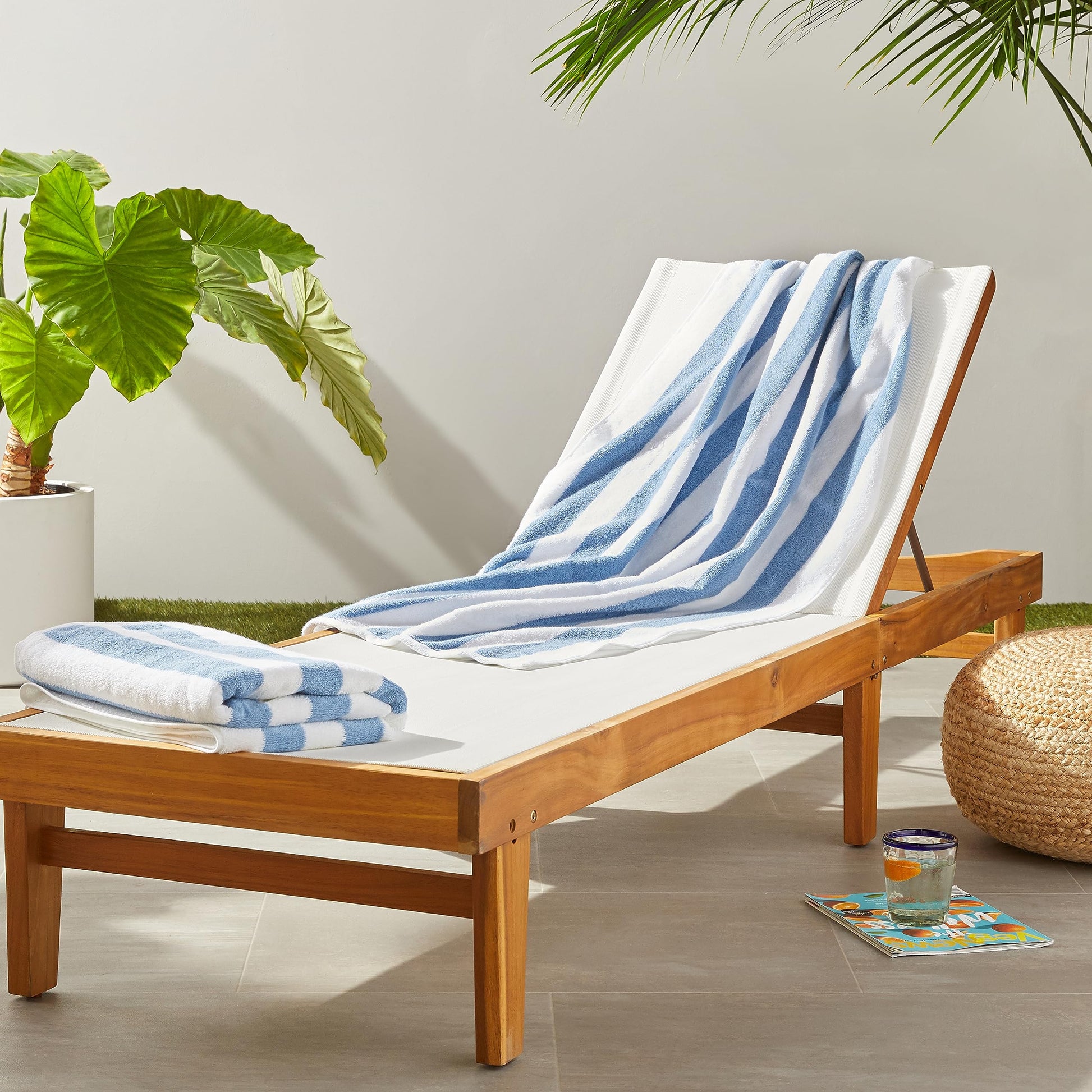 Amazon Basics Sky Blue Cabana Stripe Pool & Beach Towel, 100% Cotton, Soft & Absorbent, Machine Washable, Quick Dry, Large, 2 Pack, Sky Blue, 30" x 60"